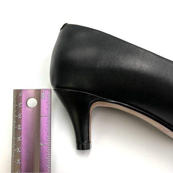 Clarks Size 10 Linvale Jerica Black Leather Low Height Kitten Heels Pumps Shoes - Picture 14 of 14